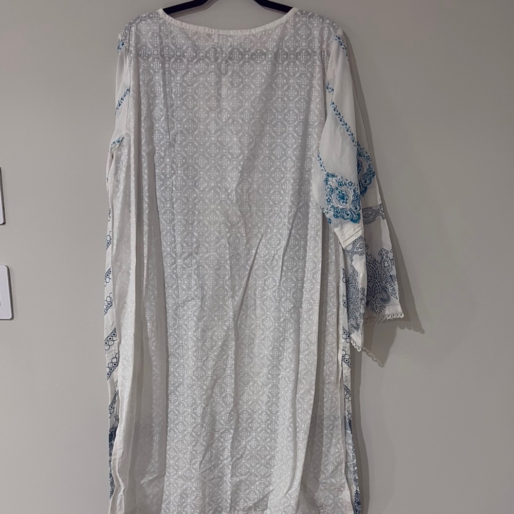 New with tags fancy Pakistani Indian White and Blue Patterned Kurta XL - Picture 6 of 6